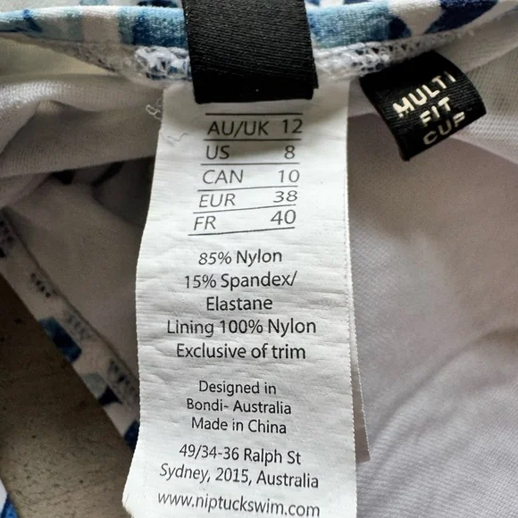 Nip Tuck Petal Plunge Monica One Piece Swimsuit Size 8 - Picture 5 of 7